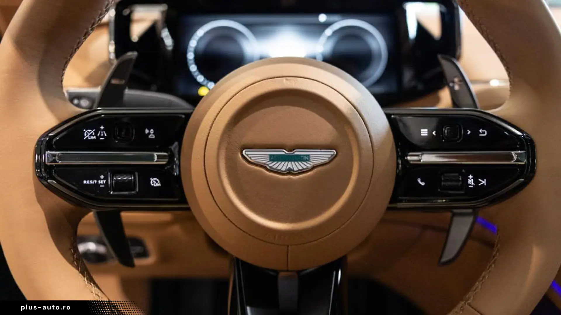 Aston Martin DB12 S Coupe