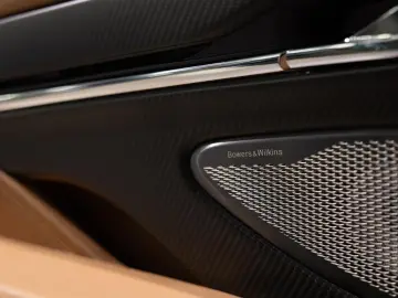 Aston Martin DB12 S Coupe