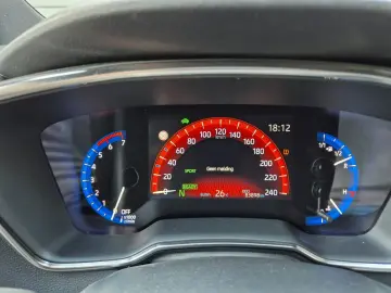 TOYOTA Corolla SW 1.8i   HYBRID   83.898 KM !! 2023 !!
