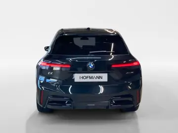 BMW iX xDrive45 M Sport
