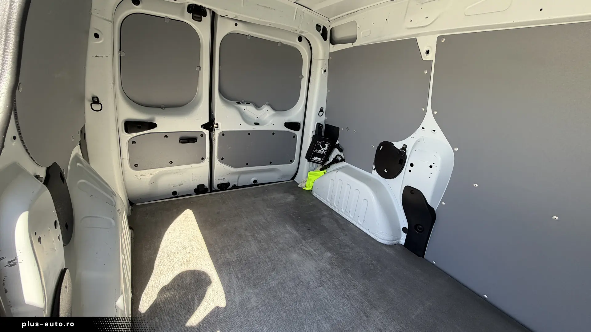 RENAULT EXPRESS  1.5 DCI  95 CP  garantie 12 luni  finantare