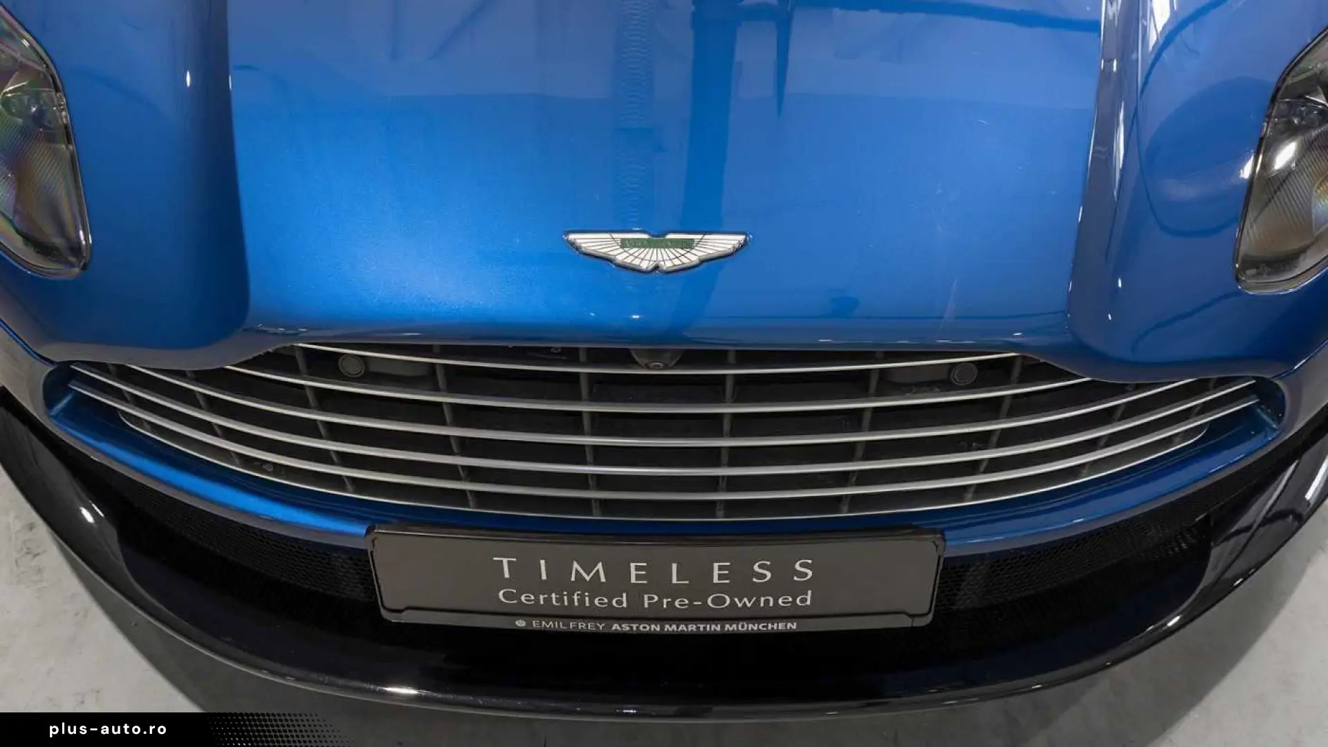 Aston Martin DB11 Volante -Plasma Blue-