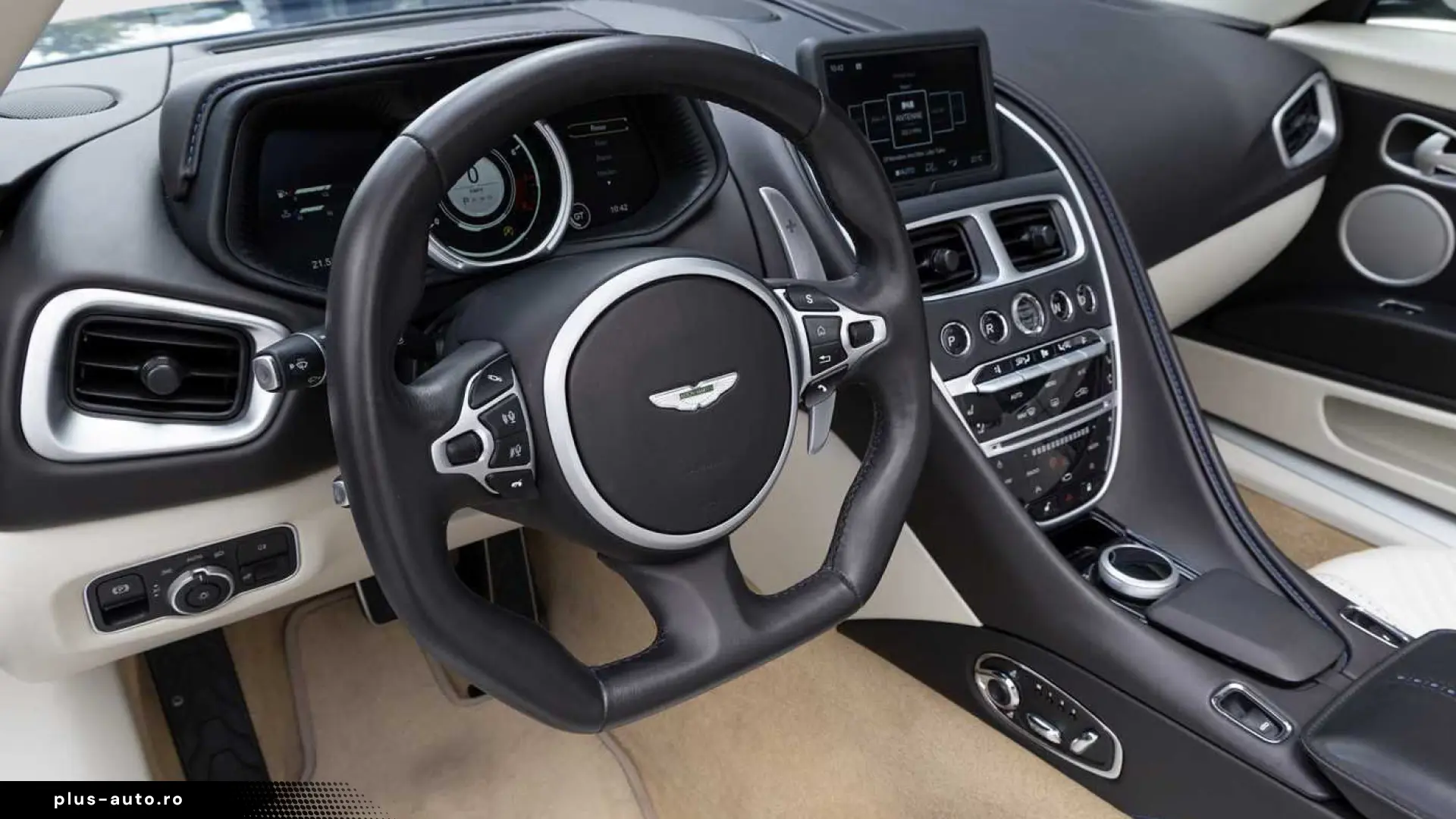 Aston Martin DB11 Volante -Plasma Blue-