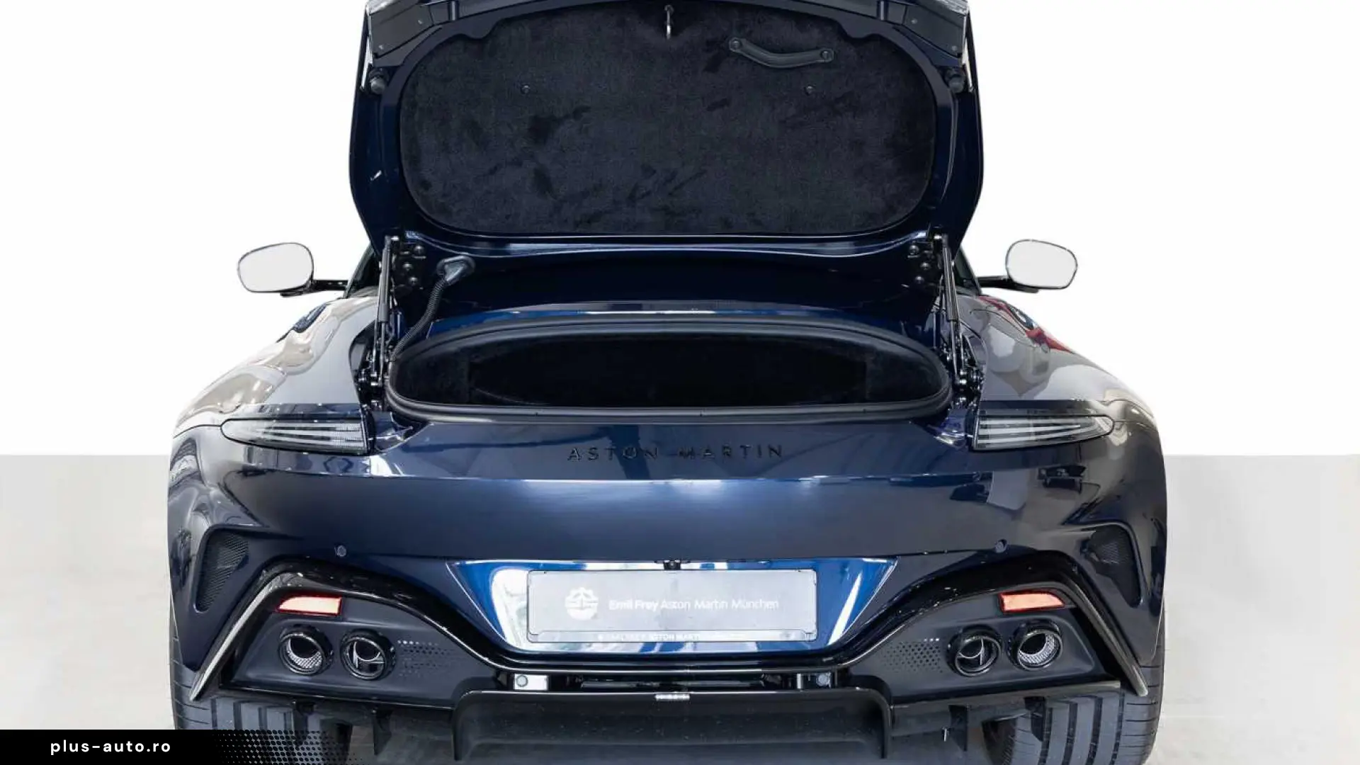 Aston Martin V8 Vantage S Roadster Midnight Blue