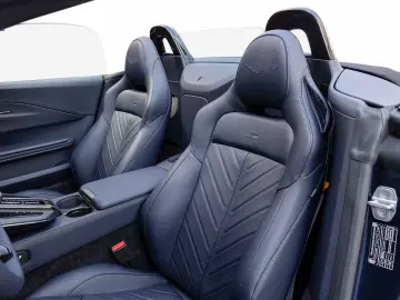 Aston Martin V8 Vantage S Roadster Midnight Blue