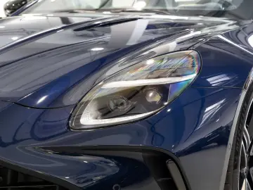 Aston Martin V8 Vantage S Roadster Midnight Blue
