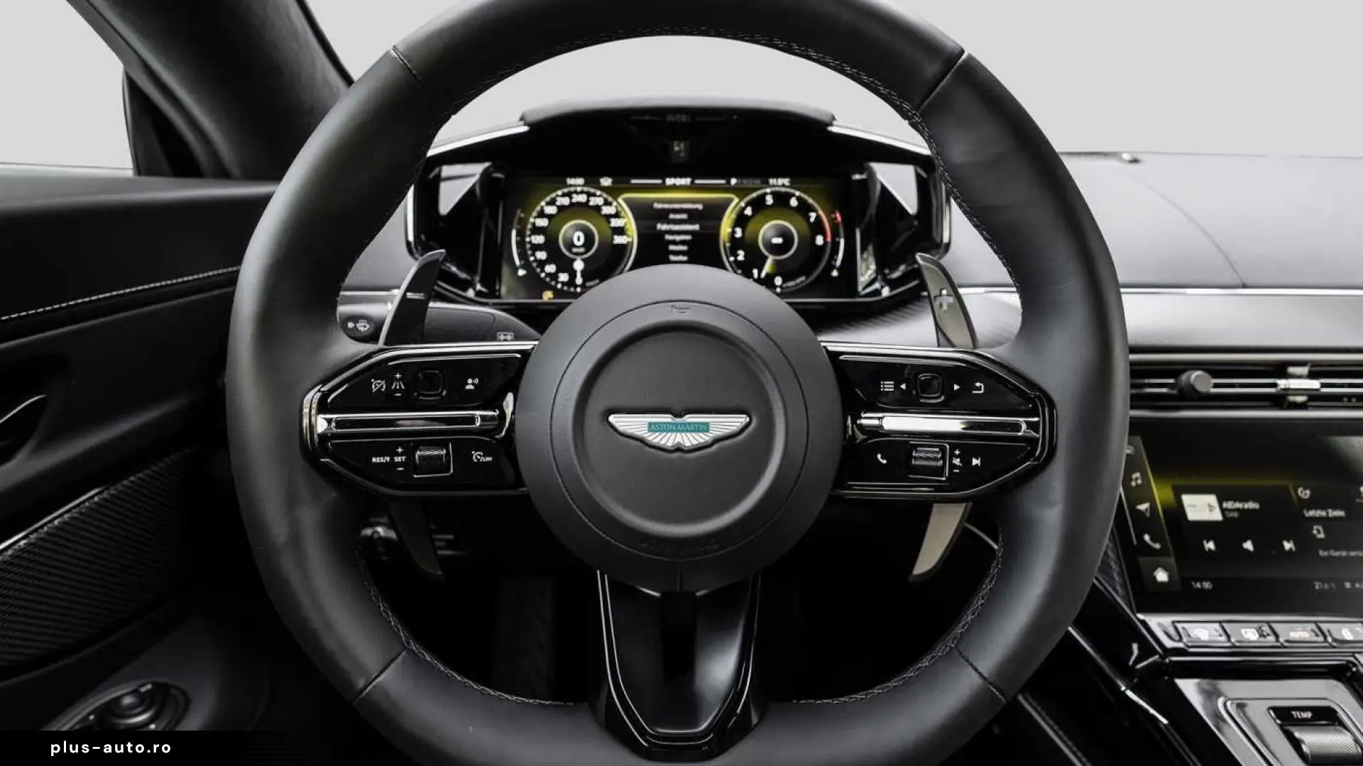 Aston Martin V8 Vantage -Zenith White-