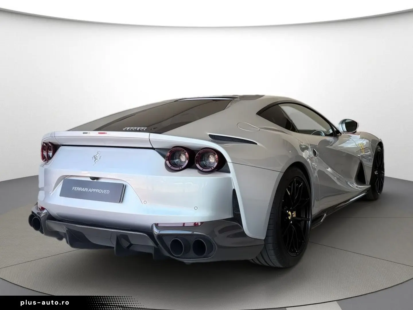 FERRARI 812 Superfast Painted Shields Racing Seats