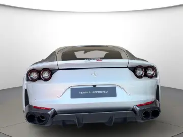 FERRARI 812 Superfast Painted Shields Racing Seats