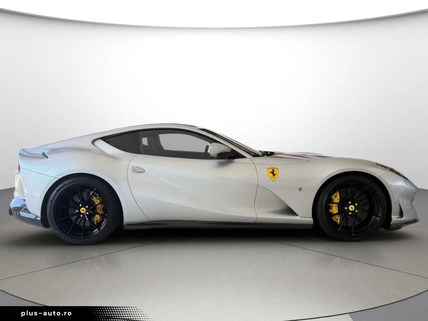 FERRARI 812 Superfast Painted Shields Racing Seats