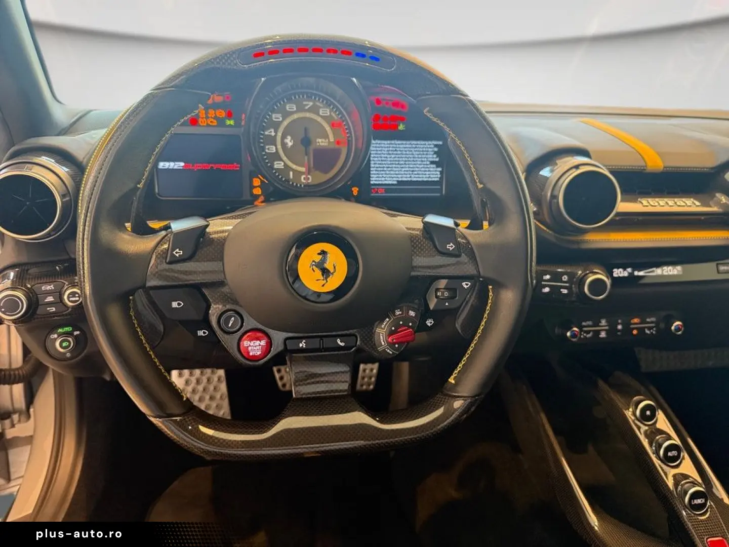 FERRARI 812 Superfast Painted Shields Racing Seats