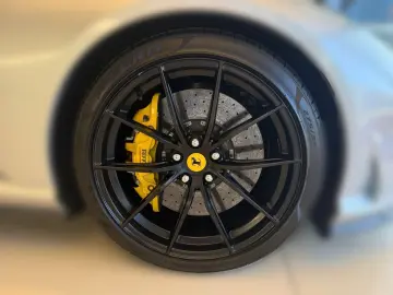 FERRARI 812 Superfast Painted Shields Racing Seats