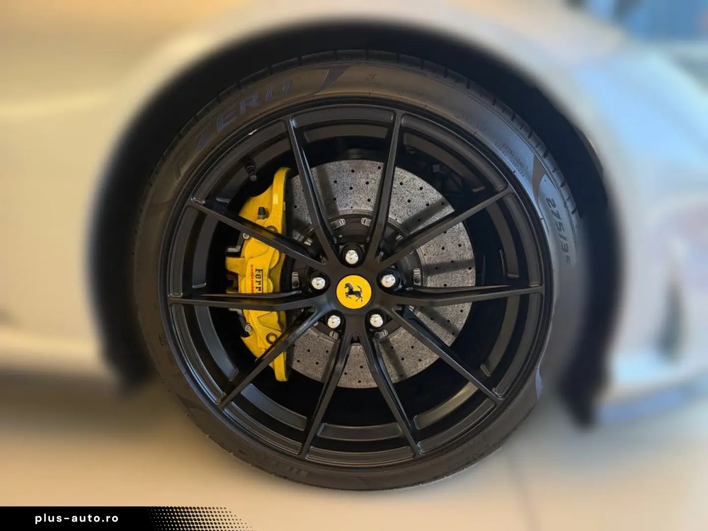 FERRARI 812 Superfast Painted Shields Racing Seats