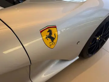 FERRARI 812 Superfast Painted Shields Racing Seats