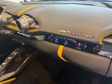 FERRARI 812 Superfast Painted Shields Racing Seats
