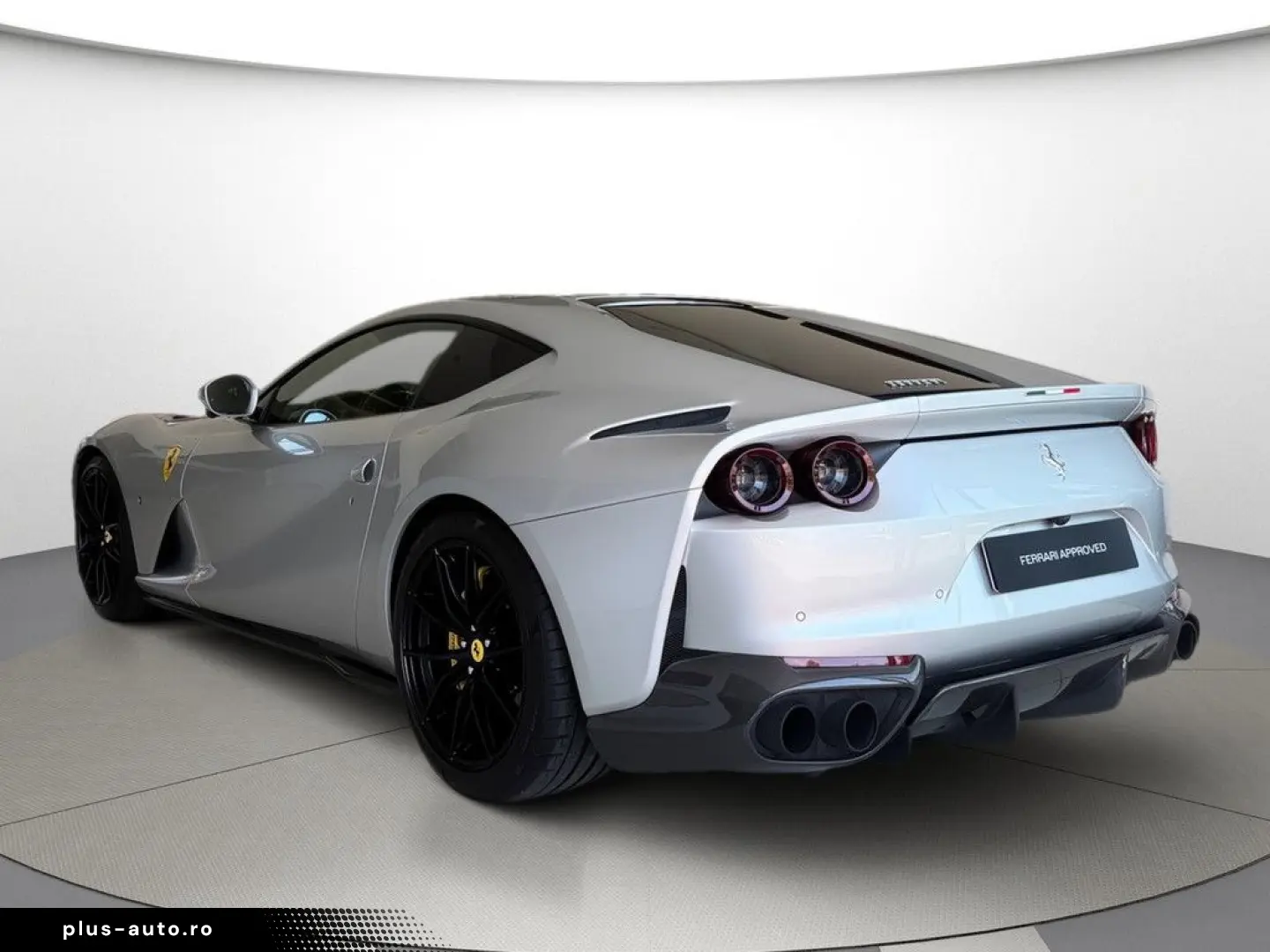 FERRARI 812 Superfast Painted Shields Racing Seats