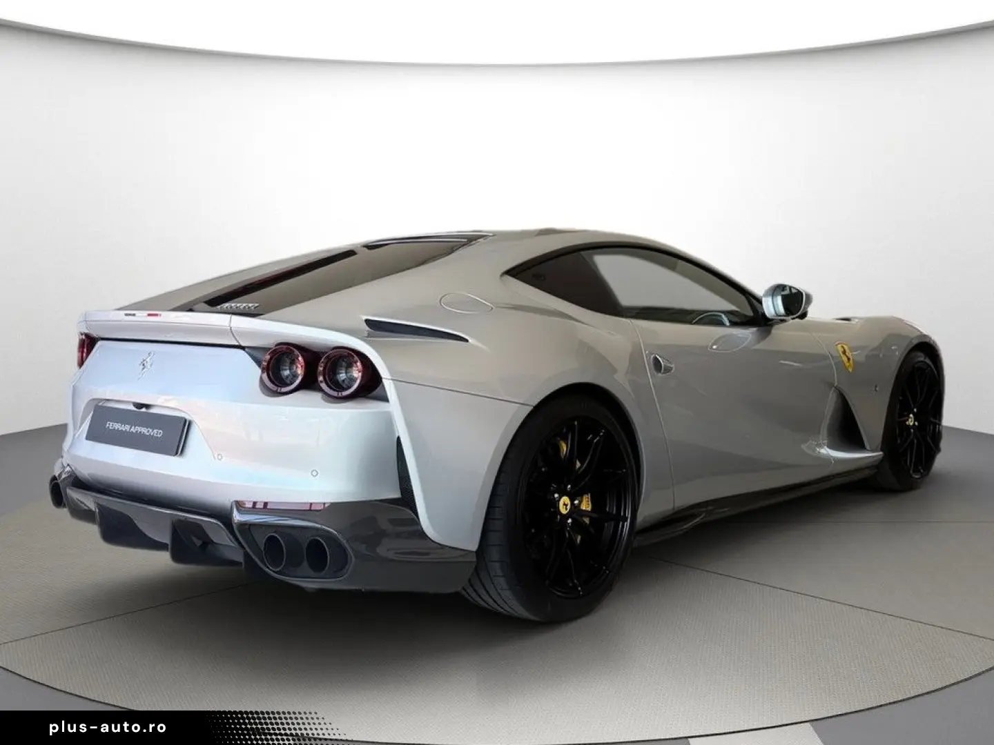 FERRARI 812 Superfast Painted Shields Racing Seats