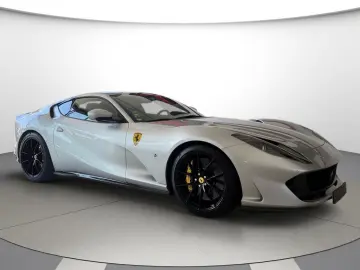 FERRARI 812 Superfast Painted Shields Racing Seats