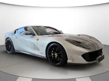 FERRARI 812 Superfast Painted Shields Racing Seats