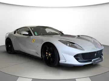 FERRARI 812 Superfast Painted Shields Racing Seats