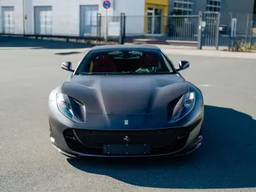 FERRARI 812 Superfast FULL CARBON   PPF
