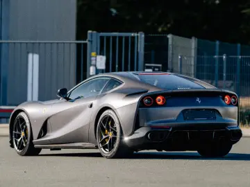 FERRARI 812 Superfast FULL CARBON   PPF