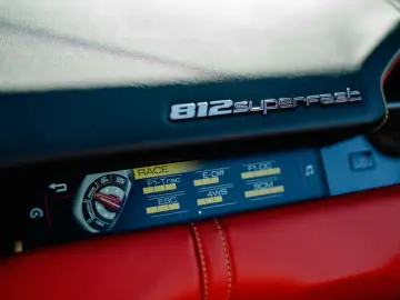 FERRARI 812 Superfast FULL CARBON   PPF