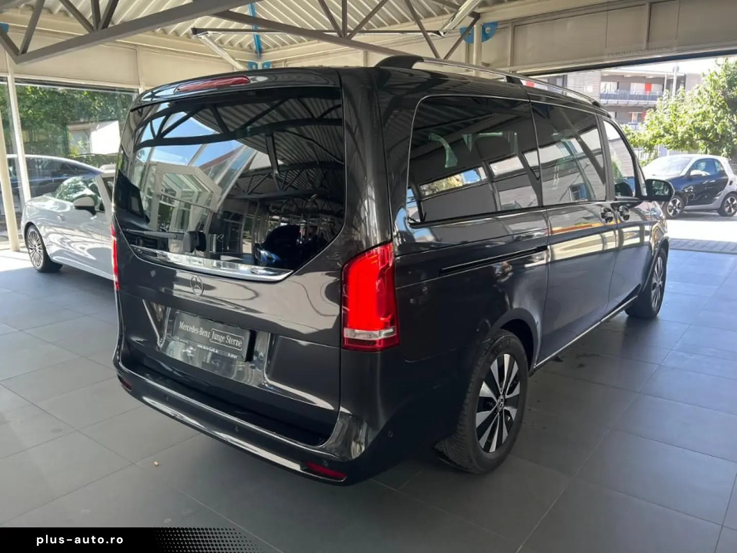 MERCEDES-BENZ V 300 d EditionSport Airmatic Distr 8Sitze
