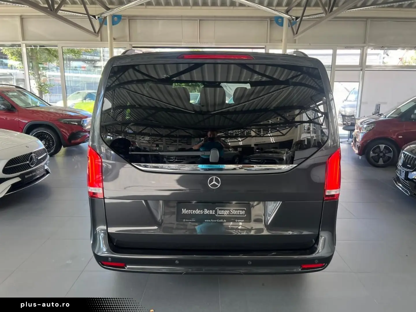 MERCEDES-BENZ V 300 d EditionSport Airmatic Distr 8Sitze