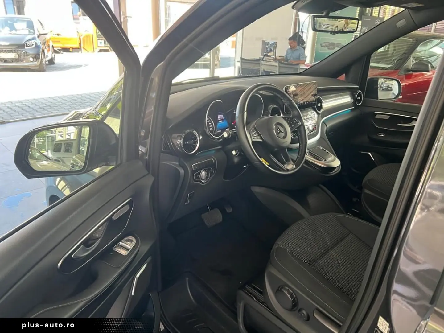 MERCEDES-BENZ V 300 d EditionSport Airmatic Distr 8Sitze