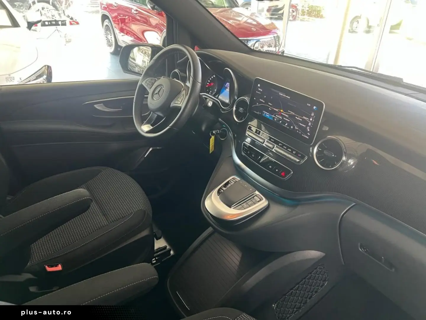 MERCEDES-BENZ V 300 d EditionSport Airmatic Distr 8Sitze