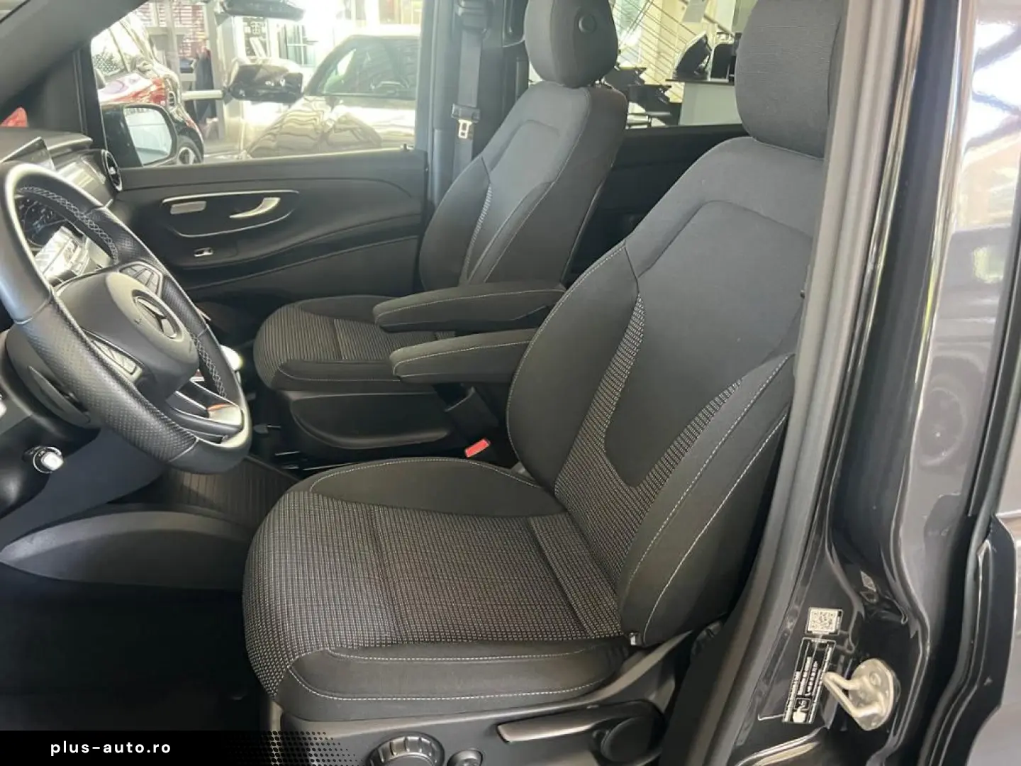 MERCEDES-BENZ V 300 d EditionSport Airmatic Distr 8Sitze