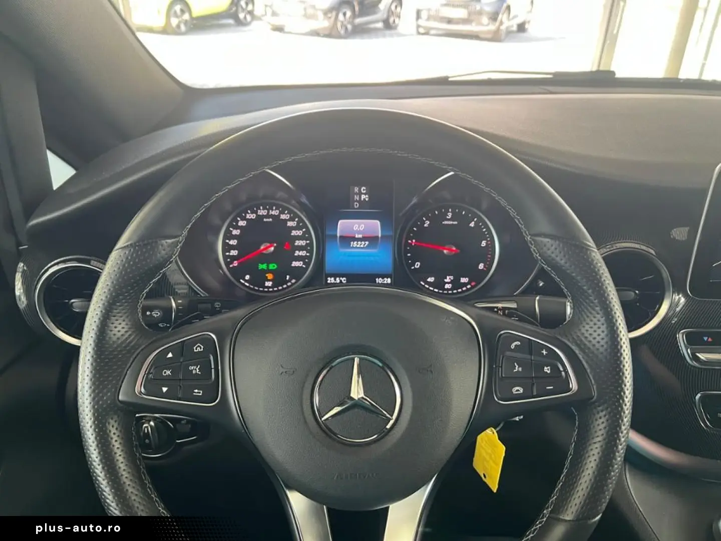 MERCEDES-BENZ V 300 d EditionSport Airmatic Distr 8Sitze
