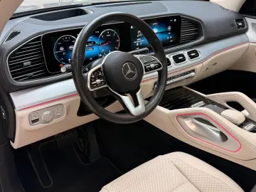MERCEDES-BENZ GLE 400 d 4Matic AMG Pano HuD Distr. 3…