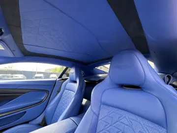 Aston Martin Vanquish V12 by  Q  full CARBON