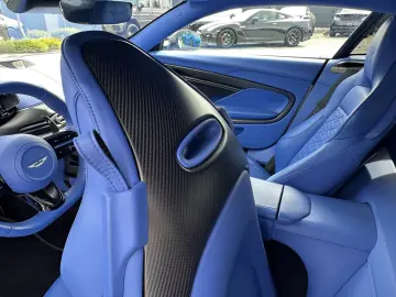 Aston Martin Vanquish V12 by  Q  full CARBON