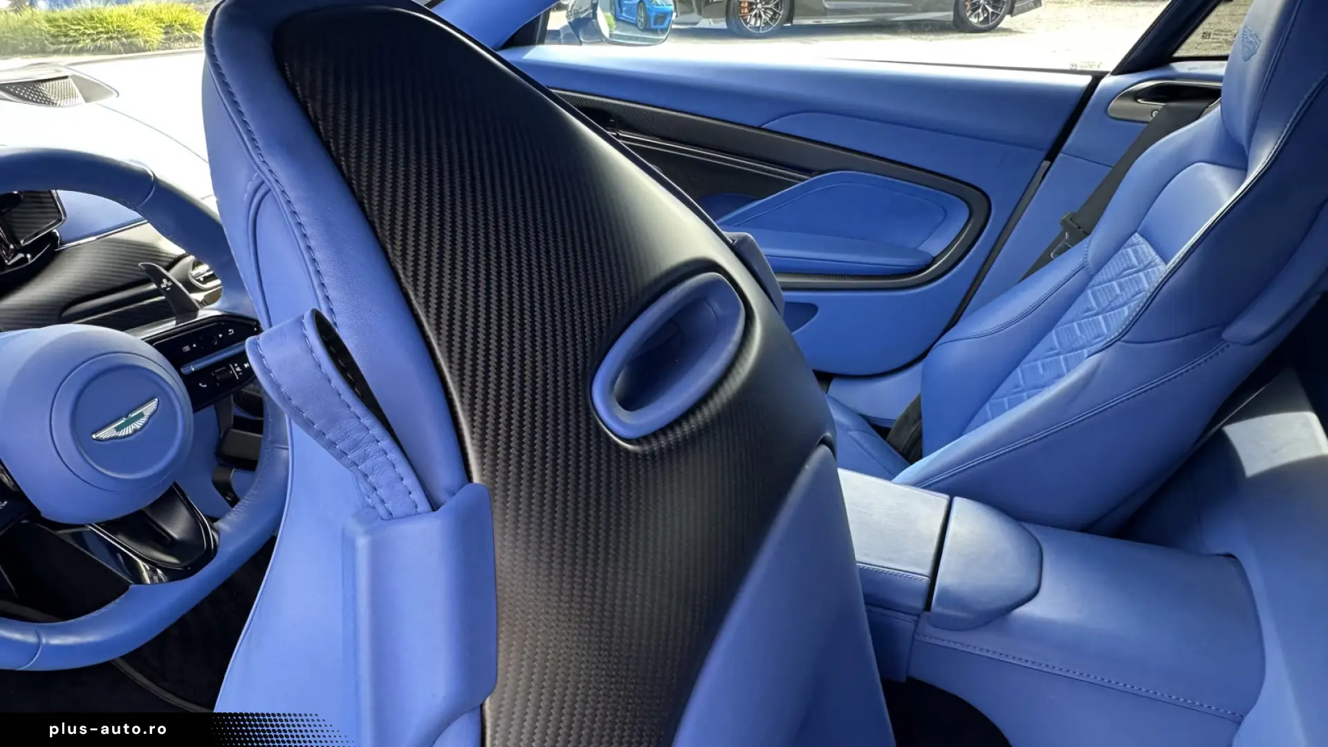 Aston Martin Vanquish V12 by  Q  full CARBON