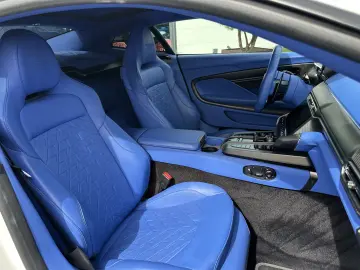 Aston Martin Vanquish V12 by  Q  full CARBON