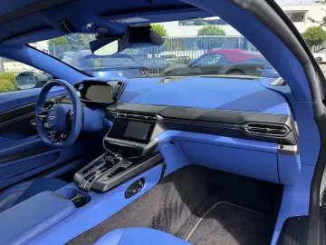 Aston Martin Vanquish V12 by  Q  full CARBON