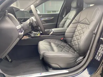 BMW 740d xDrive M Sport PanoSky Standhz