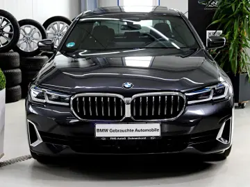 BMW 520dxDrive Head-Up Laser H&K GSDH Kamera Komfort