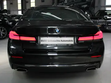 BMW 520dxDrive Head-Up Laser H&K GSDH Kamera Komfort