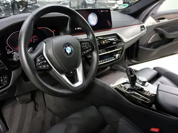 BMW 520dxDrive Head-Up Laser H&K GSDH Kamera Komfort