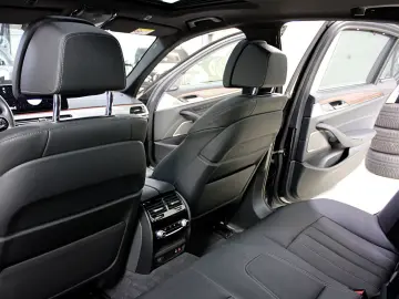 BMW 520dxDrive Head-Up Laser H&K GSDH Kamera Komfort