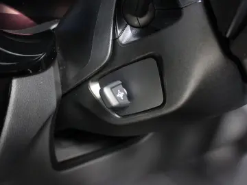 BMW 520dxDrive Head-Up Laser H&K GSDH Kamera Komfort