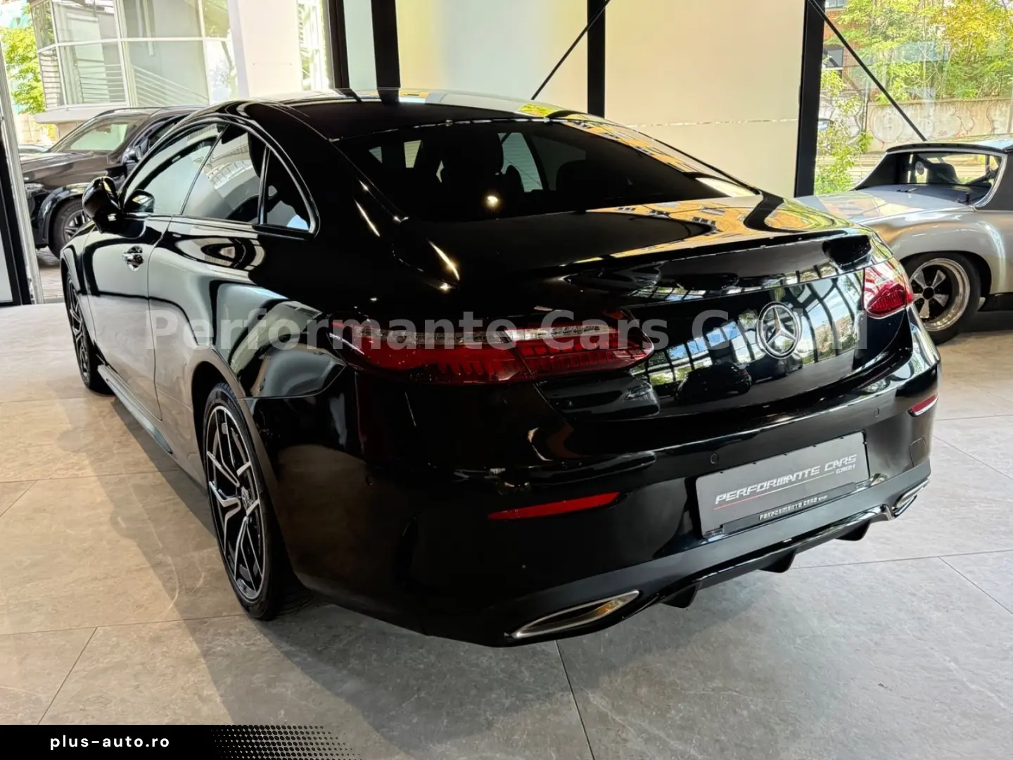 MERCEDES-BENZ E 200 Coupe   AMG PAKET