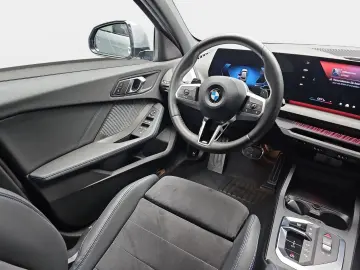 BMW 120 I AUTO. M SPORT NAVI LED P-ASSIST WINTER KAM