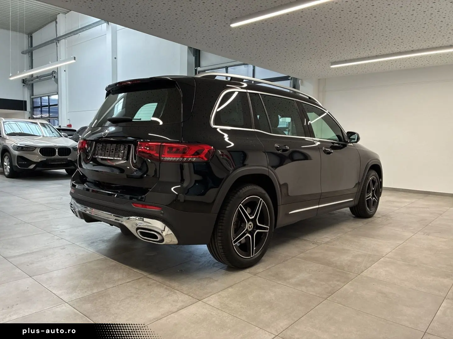 MERCEDES-BENZ GLB 250 4Matic AMG Line AHK PDC 360