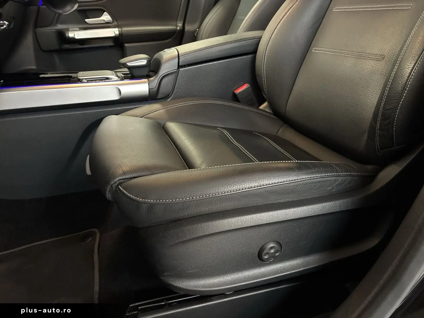 MERCEDES-BENZ GLB 250 4Matic AMG Line AHK PDC 360