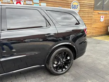 DODGE Durango 5 7L R T AWD 6S. H&K ACC Schiebdach